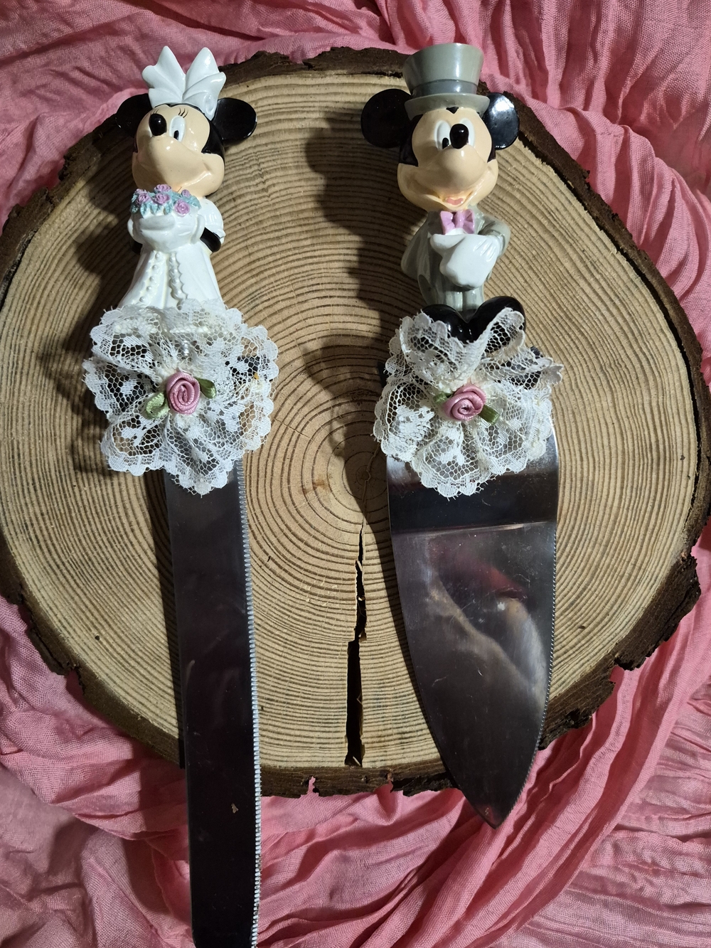 Mickey & Minnie Pink Lace Wedding Cake Knife and Server Set